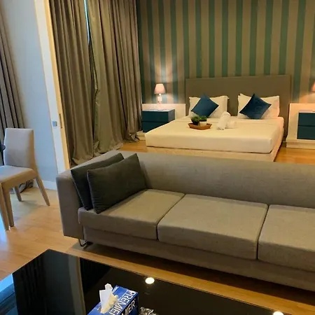 The Platinum Klcc By Crystal Apartment Kuala Lumpur Luaran gambar